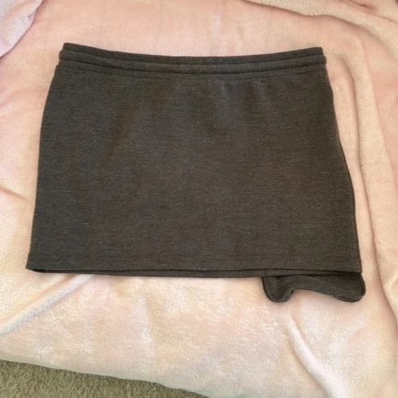 SHEIN women’s size large brown tube top and mini shirt. - Picture 5 of 8